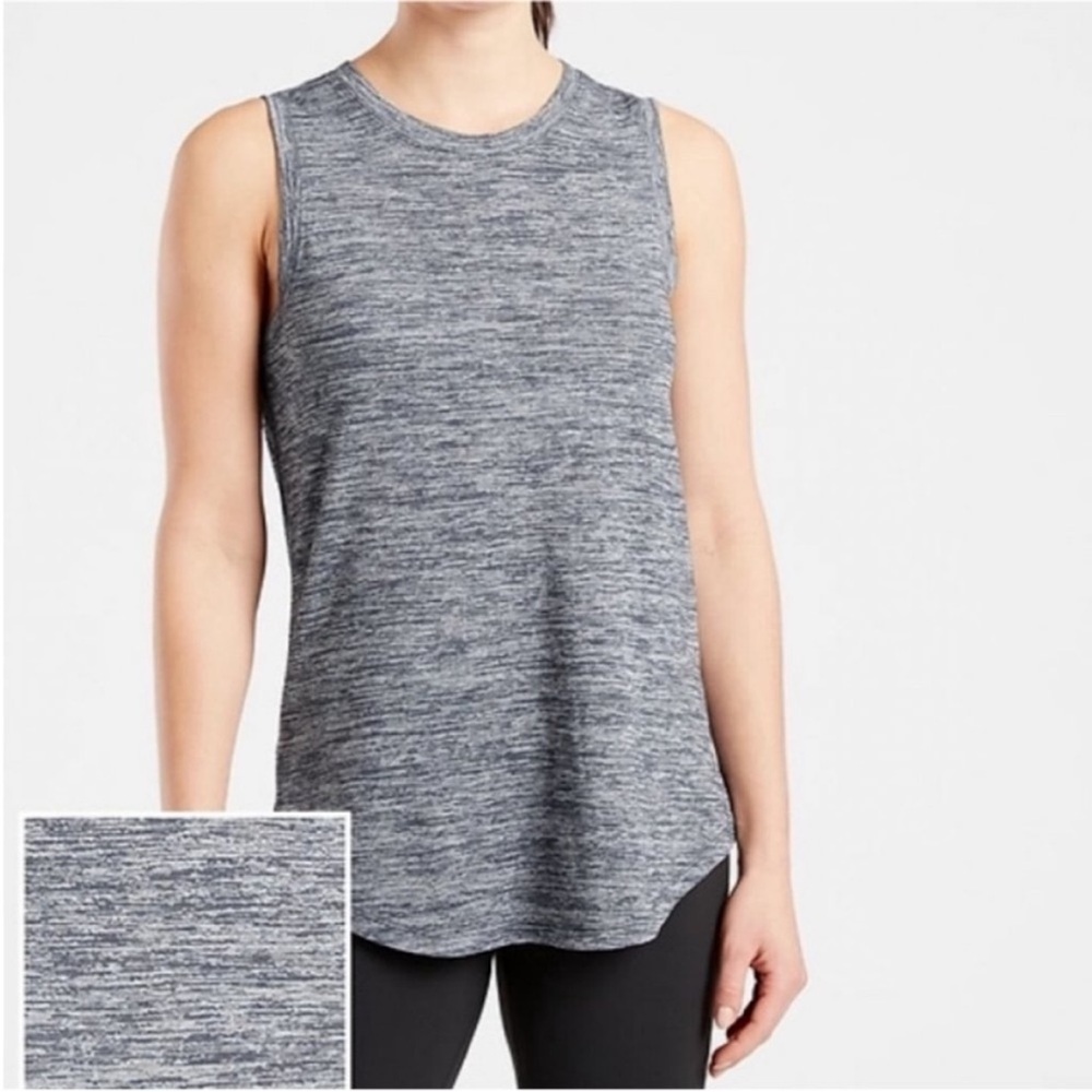 Like New ATHLETA HEATHER GRAY SLEEVELESS
BREEZY TOP TANK